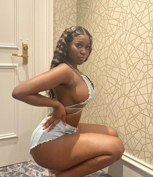 Casey🇬🇭