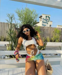 eline🇬🇭
