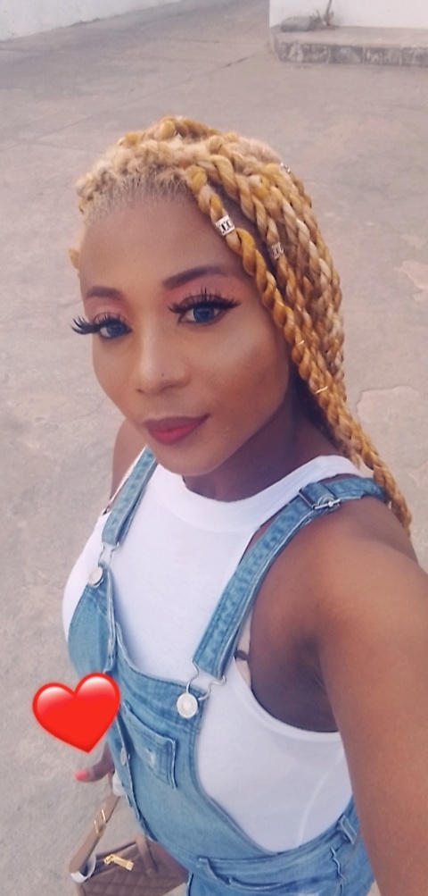 Favor lee🇬🇭